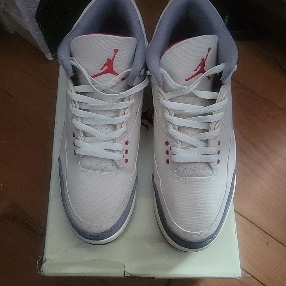 Jordan 3 Retro SE Muslin Sneakers